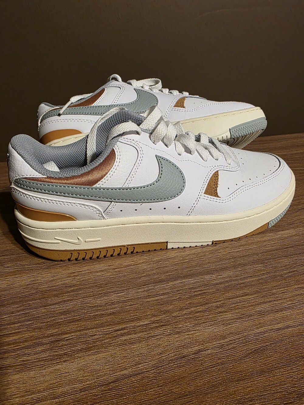 Nike Gamma Force- Womens